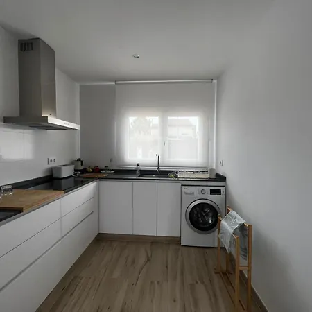 Acogedora Casa Con Piscina Lliria